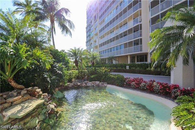 4041 Gulf Shore BLVD N 305, Naples, FL 34103