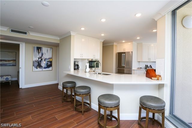 4041 Gulf Shore BLVD N 305, Naples, FL 34103