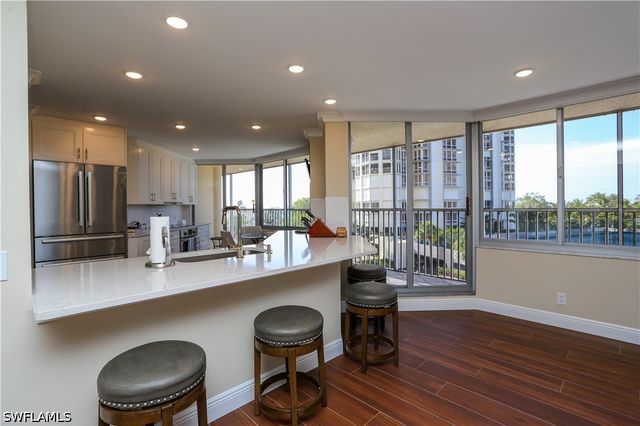 4041 Gulf Shore BLVD N 305, Naples, FL 34103
