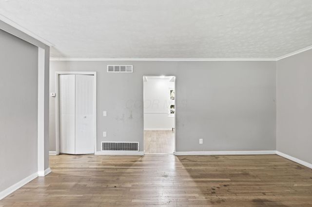 950 S Byron Avenue, Columbus, OH 43227