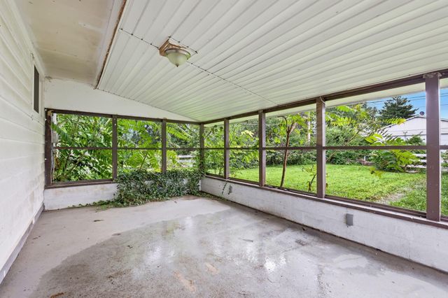 950 S Byron Avenue, Columbus, OH 43227
