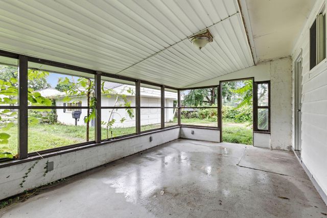 950 S Byron Avenue, Columbus, OH 43227