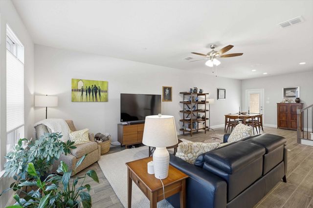 6092 Bursey Road, Watauga, TX 76148