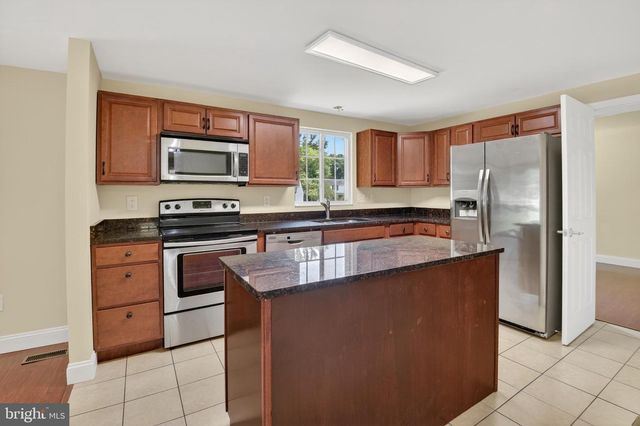 8113 BRUCAR CT, Gaithersburg, MD 20877