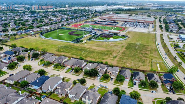 21426 Mission Falls Drive, Houston, TX 77095