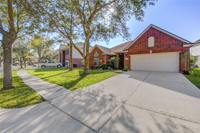 7114 Sundance Meadows Lane, Richmond, TX 77407