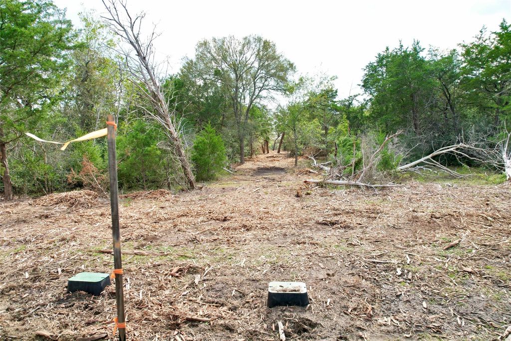 TBD Lot 11 Kovar RD, Smithville, TX 78957