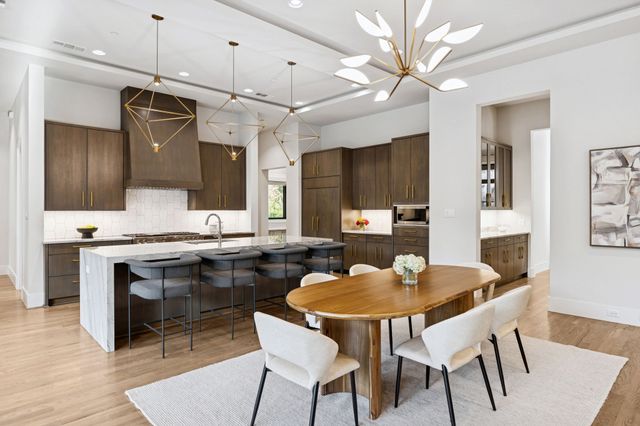 4447 Taos Road, Dallas, TX 75209