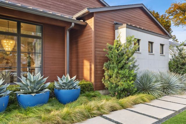 4447 Taos Road, Dallas, TX 75209