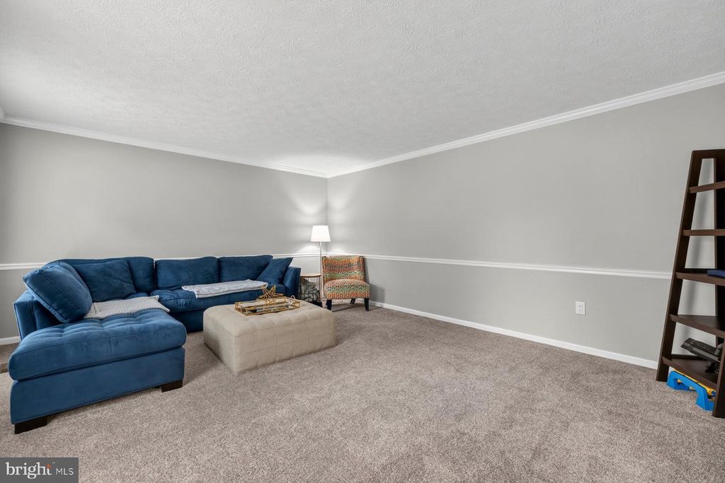 Image 11 of property listing at 4813 ASHFORD PL, Upper Marlboro, MD 20772