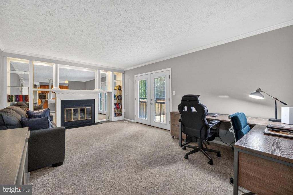 Image 12 of property listing at 4813 ASHFORD PL, Upper Marlboro, MD 20772