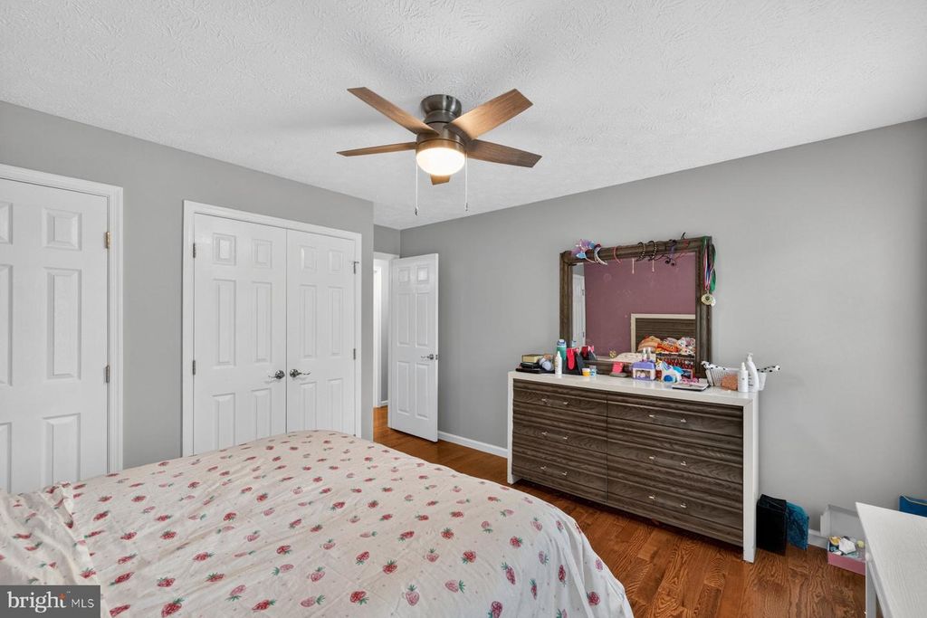 Image 25 of property listing at 4813 ASHFORD PL, Upper Marlboro, MD 20772