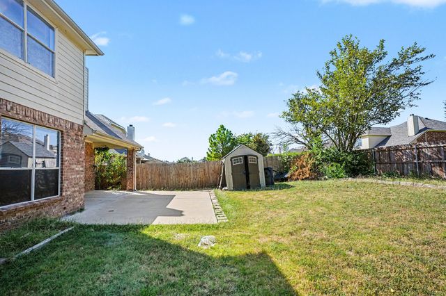 3023 Riverwood Lane, Grand Prairie, TX 75052