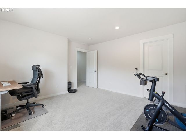 16834 Sw BEEMER Ln, Portland, OR 97224