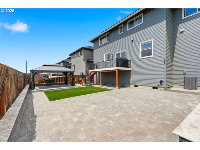 16834 Sw BEEMER Ln, Portland, OR 97224