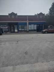 1401 S 5th Avenue 1401-1407, Maywood, IL 60153