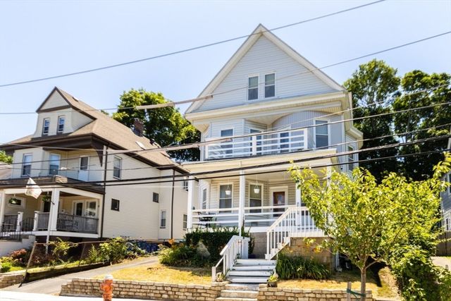 37-39 Hutchinson St, Winthrop, MA 02152