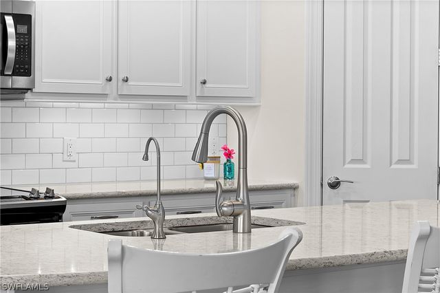 17373 Ashcomb WAY, Estero, FL 33928