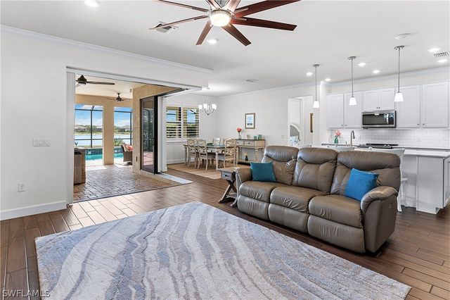 17373 Ashcomb WAY, Estero, FL 33928