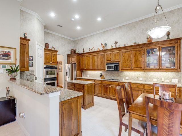 5217 Tennington Park, Dallas, TX 75287