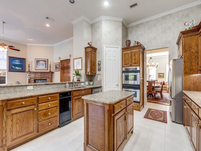 5217 Tennington Park, Dallas, TX 75287