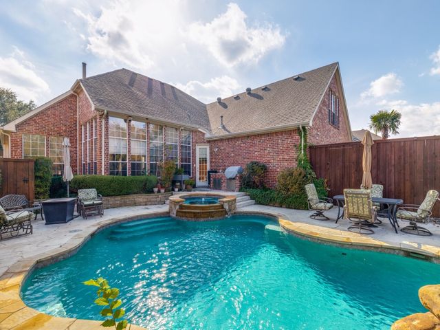 5217 Tennington Park, Dallas, TX 75287