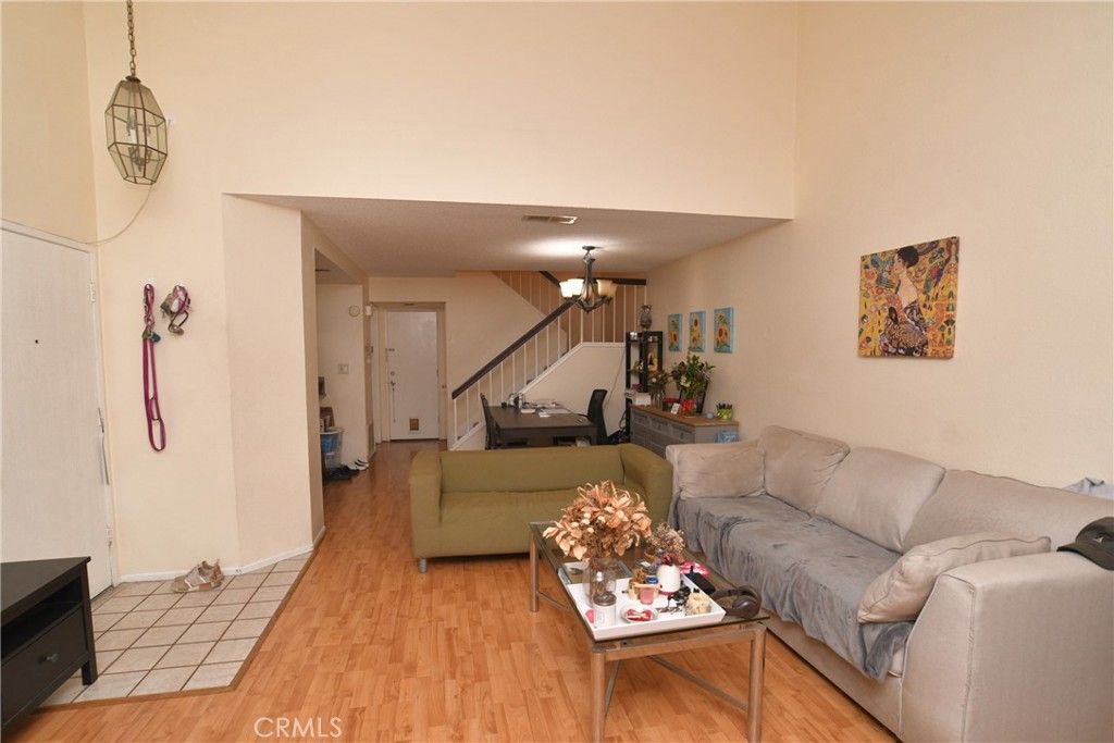 Image 4 of property listing at 1320 Albariza 6, Diamond Bar, CA 91765
