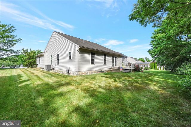 14 CRANBERRY CT, Lebanon, PA 17046