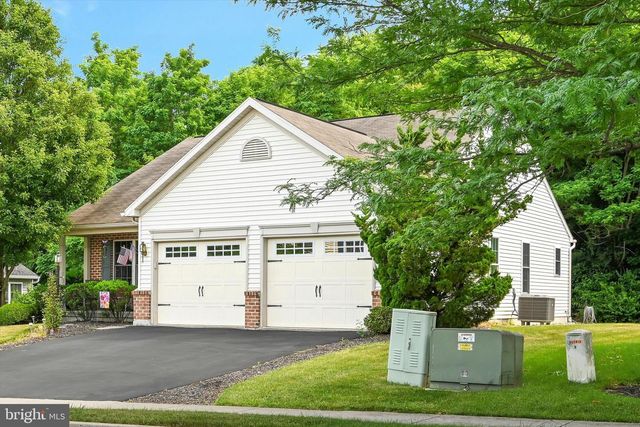 14 CRANBERRY CT, Lebanon, PA 17046