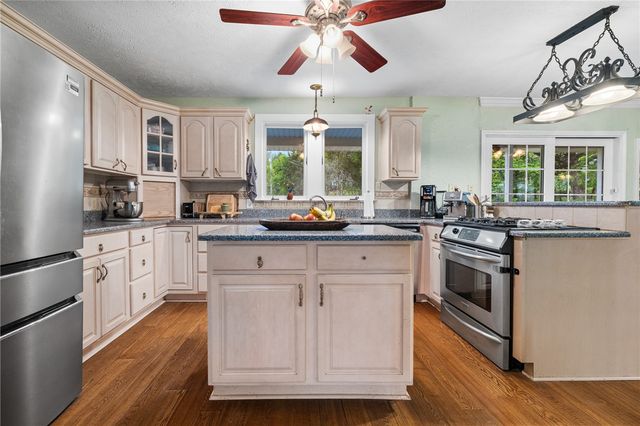 10052 HWY 206, Harrison, AR 72601
