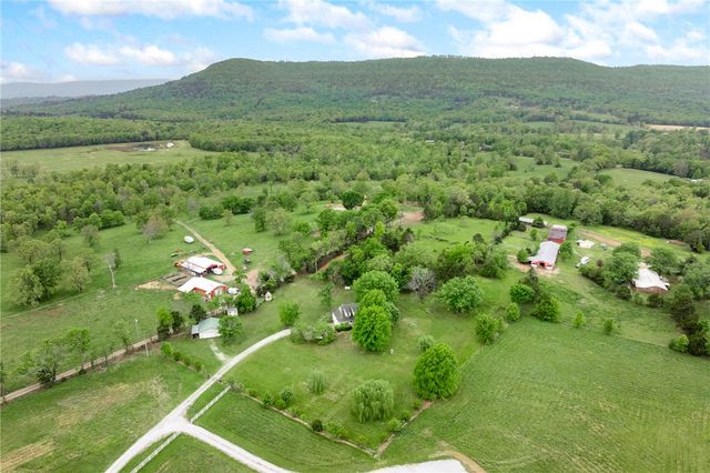 10052 HWY 206, Harrison, AR 72601
