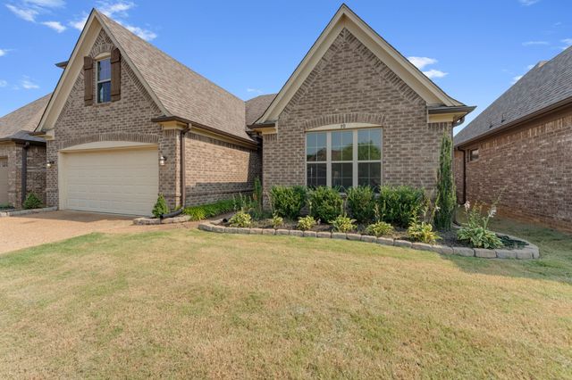 90 Willow Springs Ln, Oakland, TN 38060