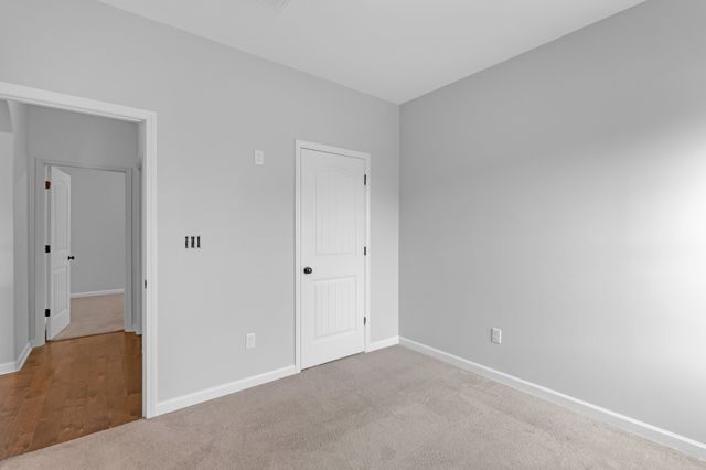 90 Willow Springs Ln, Oakland, TN 38060