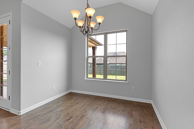90 Willow Springs Ln, Oakland, TN 38060