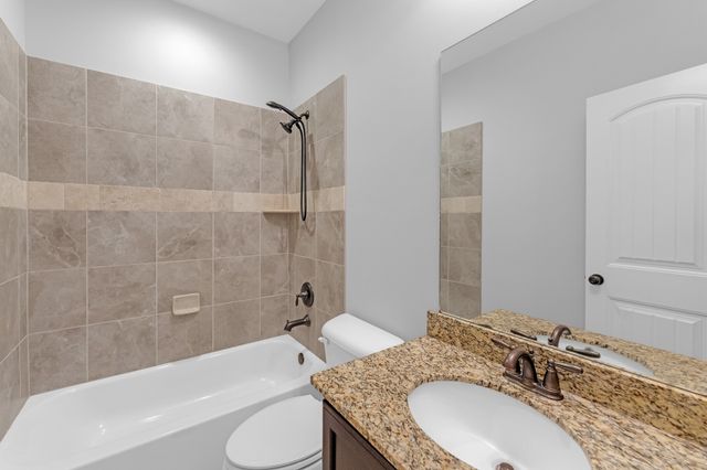 90 Willow Springs Ln, Oakland, TN 38060