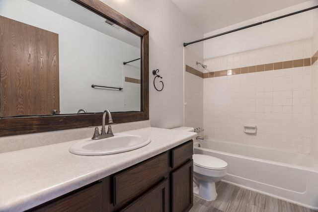 309 Asbury Road NE, Rio Rancho, NM 87124