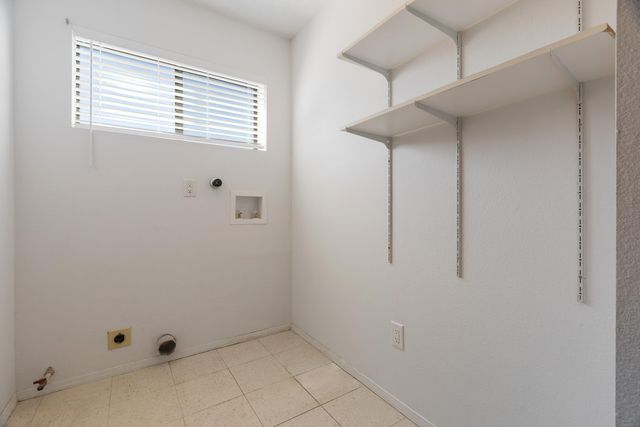 309 Asbury Road NE, Rio Rancho, NM 87124