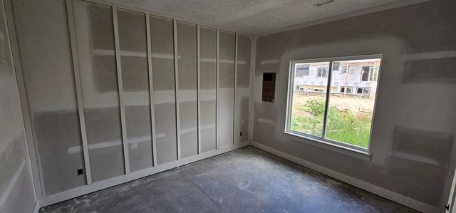 5109 N Toben Ct, Bel Aire, KS 67226