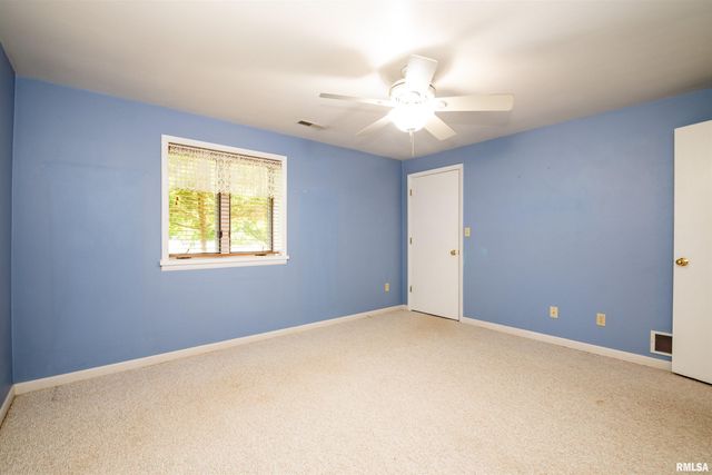 14105 N RIVER BEACH Drive, Chillicothe, IL 61523
