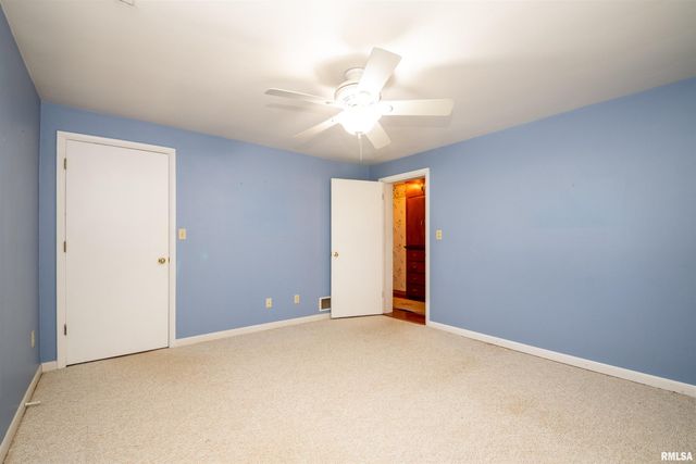 14105 N RIVER BEACH Drive, Chillicothe, IL 61523