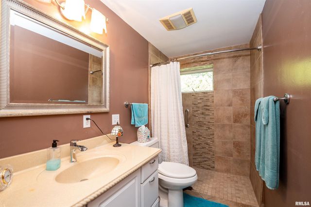 14105 N RIVER BEACH Drive, Chillicothe, IL 61523