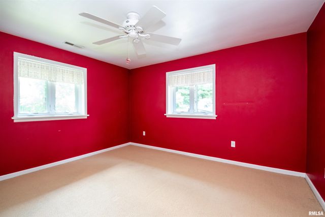 14105 N RIVER BEACH Drive, Chillicothe, IL 61523