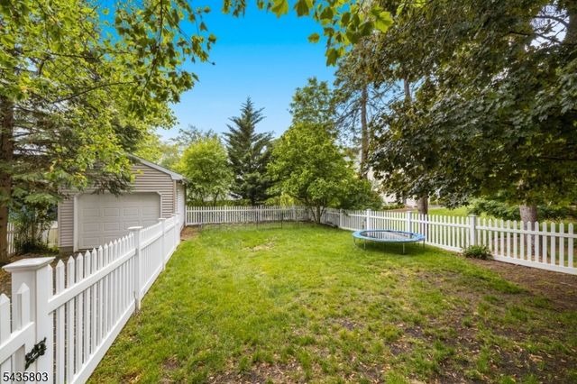 108 Rock Rd, Glen Rock Boro, NJ 07452