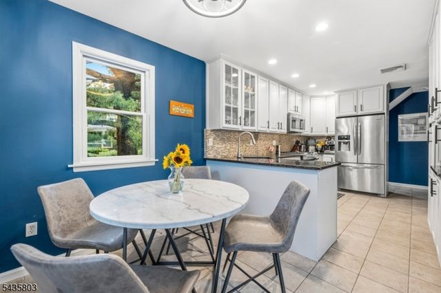 108 Rock Rd, Glen Rock Boro, NJ 07452