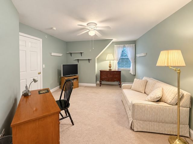 6 Technology Dr 133, Chelmsford, MA 01863