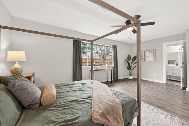 9110 Vickijohn Drive, Houston, TX 77031