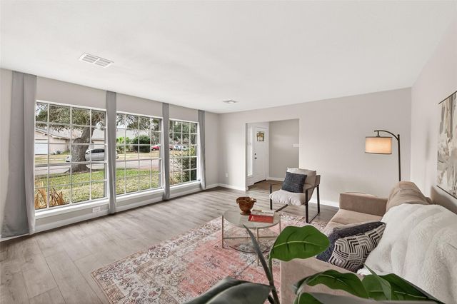 9110 Vickijohn Drive, Houston, TX 77031