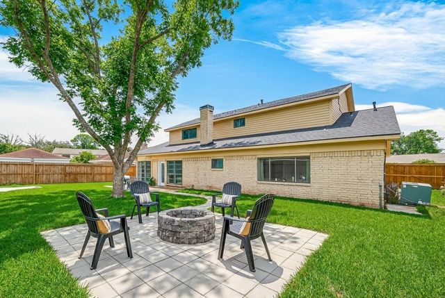 9110 Vickijohn Drive, Houston, TX 77031