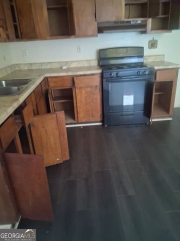 200 Washington Street, Barnesville, GA 30204