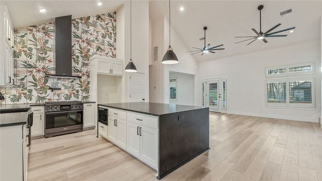 45 Westmorland Drive, Bella Vista, AR 72714